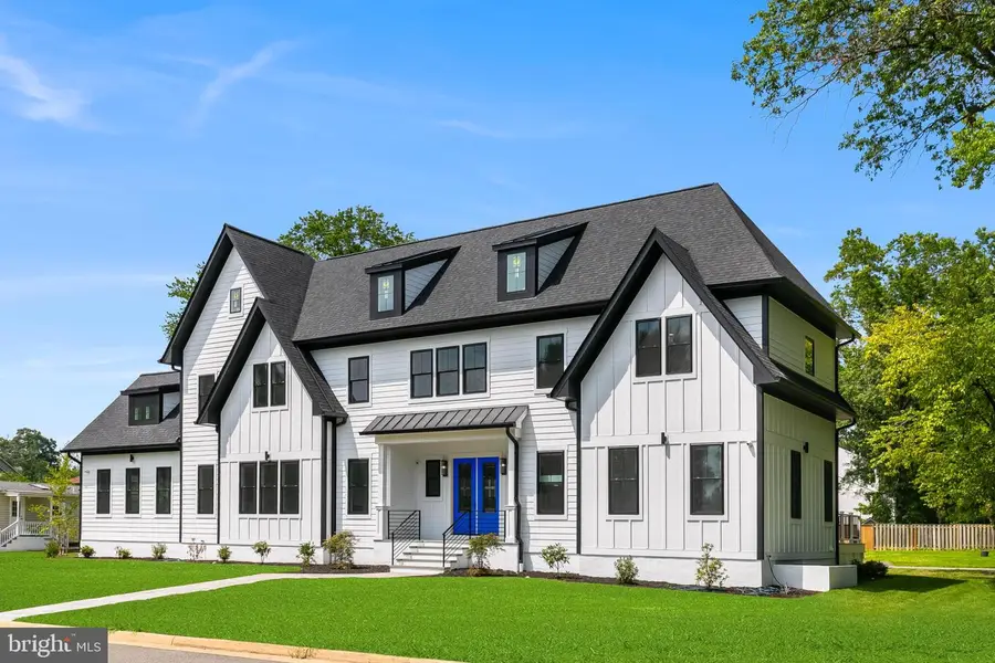 2817 Derek Rd, Alexandria, VA 22306 - Image #2