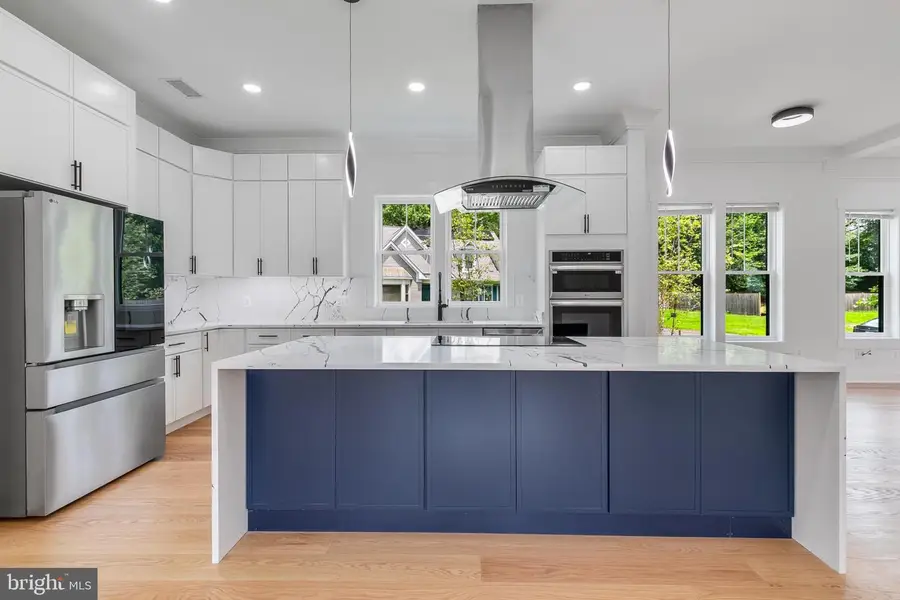 2817 Derek Rd, Alexandria, VA 22306 - Image #3