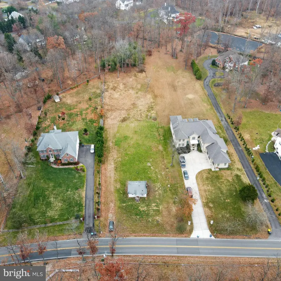 5955 Colchester Rd, Fairfax, VA 22030 - Image #2