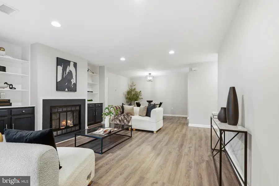 10195-a Ashbrooke Ct #109, Oakton, VA 22124 - Image #3