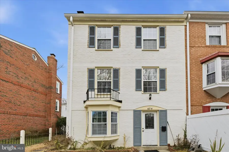 4314 Gramercy Cir, Alexandria, VA 22309 - Image #2