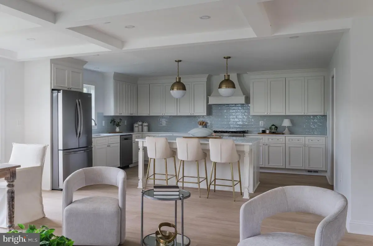 5532 Halwis St, Alexandria, VA 22303 - Image #1