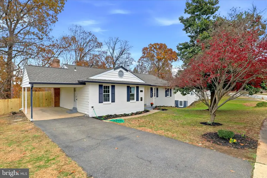 6112 Redwood Ln, Alexandria, VA 22310 - Image #3