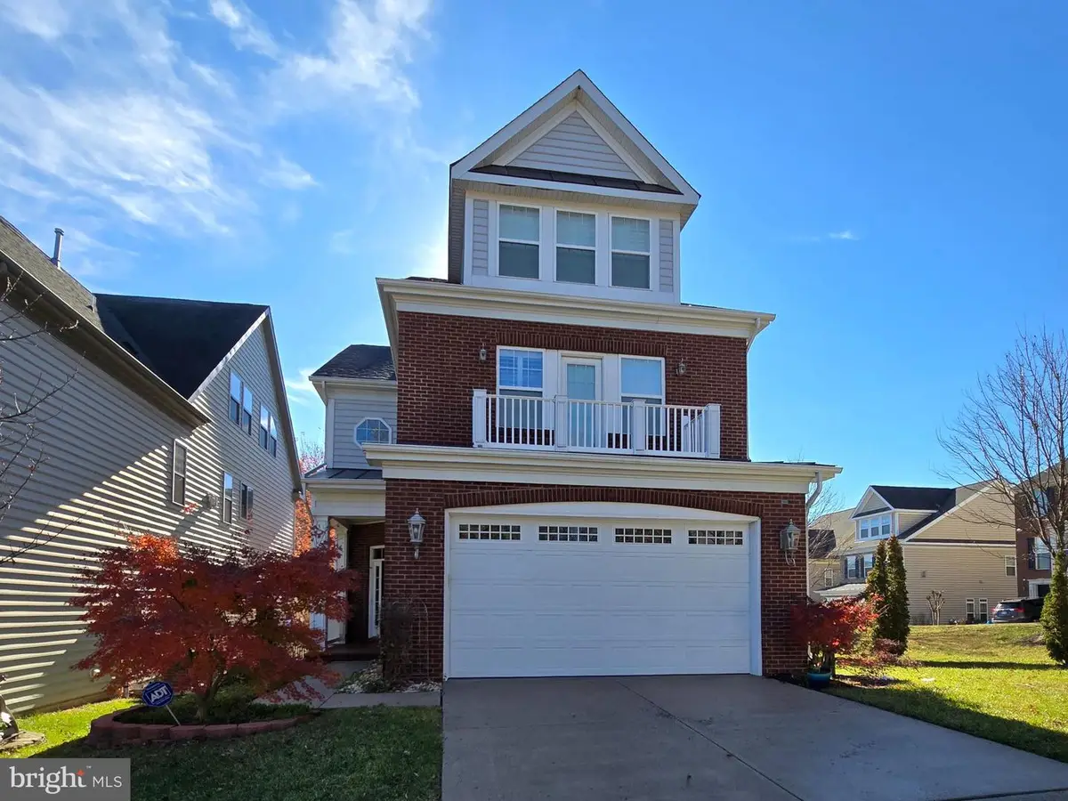 6044 Masondale Rd, Alexandria, VA 22315 - Image #1