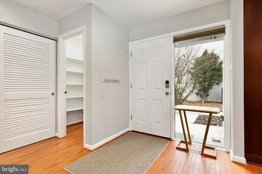 11608 Newbridge Ct, Reston, VA 20191 - Image #3