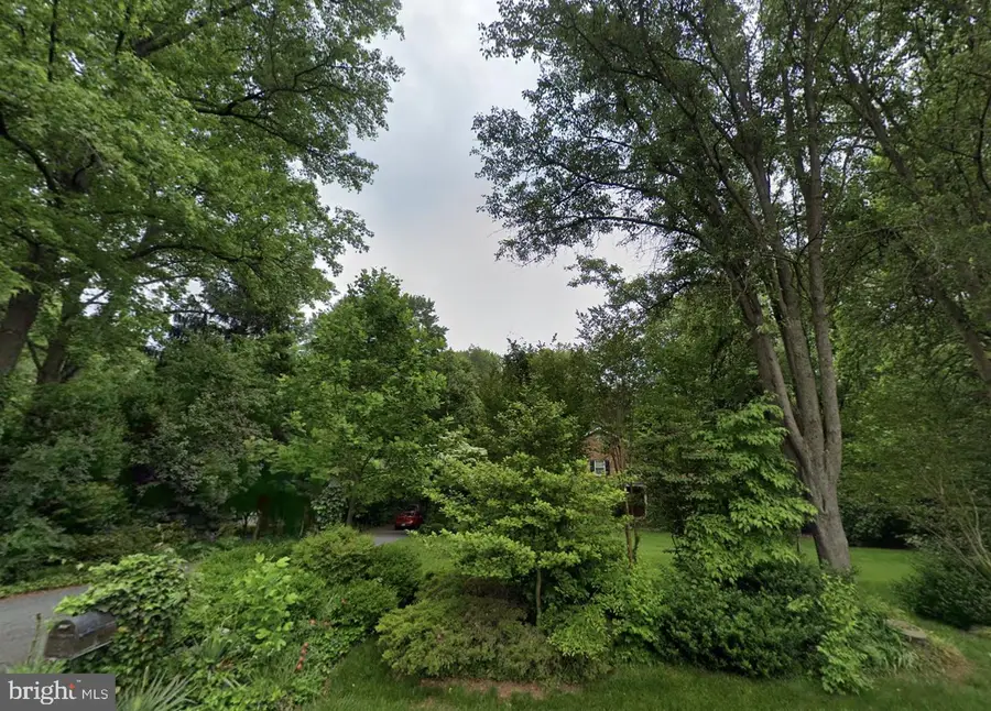 6811 Jeremiah Ct, Fairfax Station, VA 22039 - Image #2