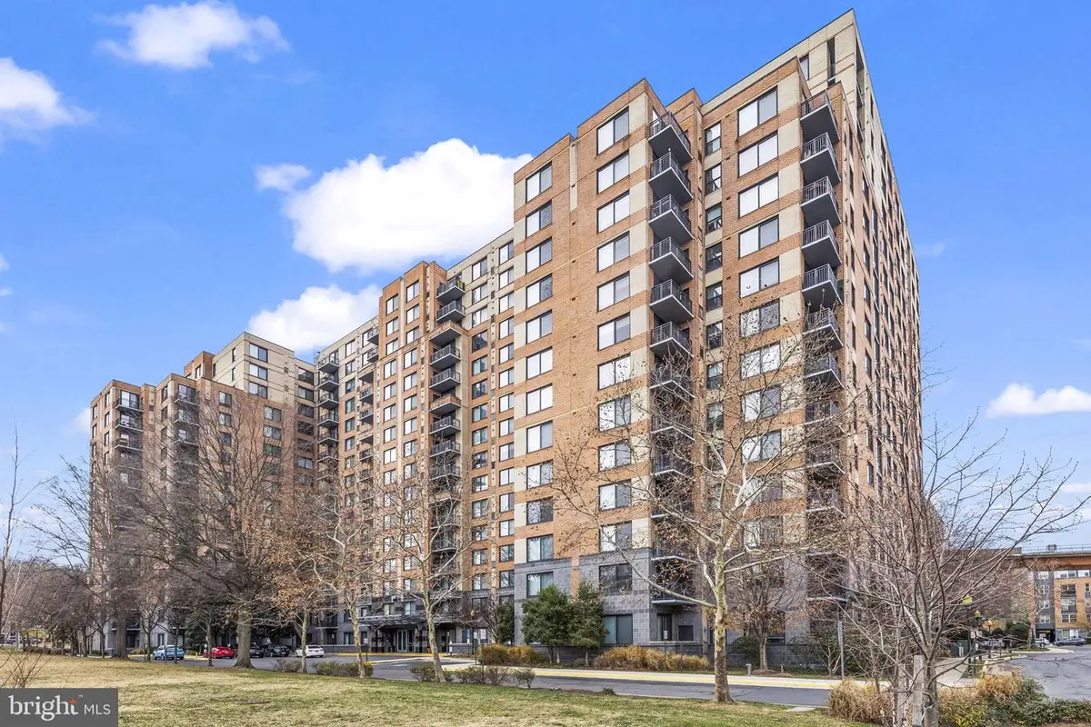 2451 Midtown Ave #1413, Alexandria, VA 22303 - Image #1