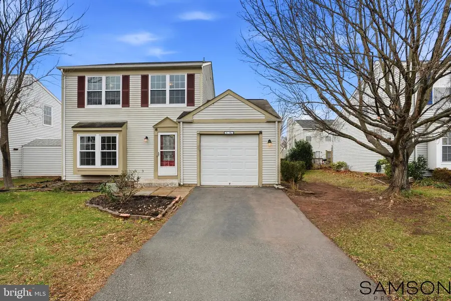 13505 Coates Ln, Herndon, VA 20171 - Image #2