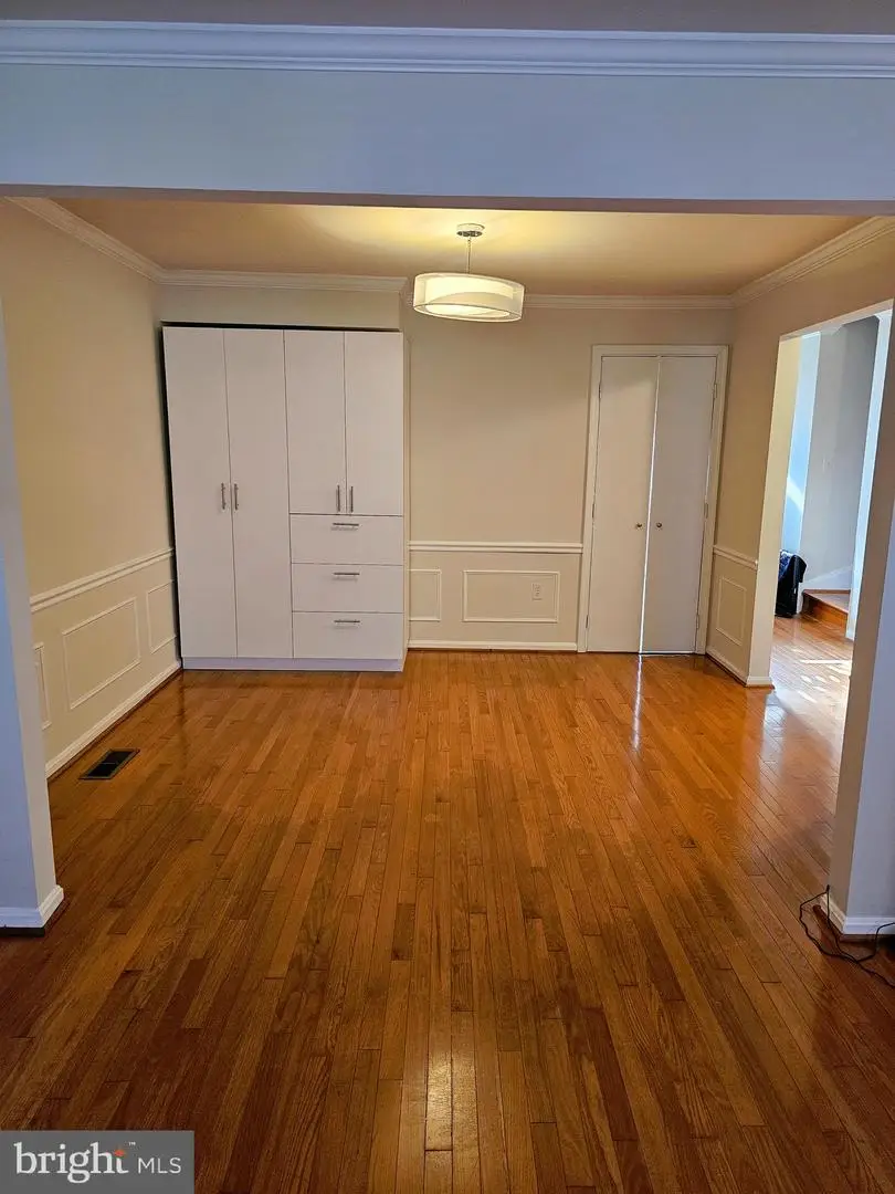 4313 Greenberry Ln, Annandale, VA 22003 - Image #3