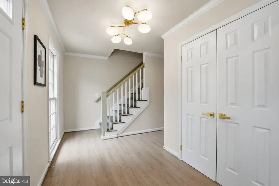 4511 Stone Pine Ct, Chantilly, VA 20151 - Image #2