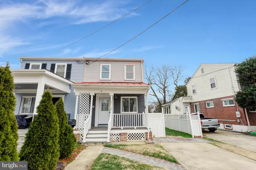 6719 Radcliffe Dr, Alexandria, VA 22307 - Image #2