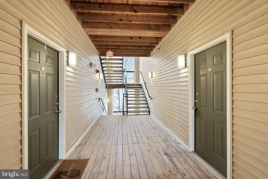 13363-i Connor Dr #i, Centreville, VA 20120 - Image #2