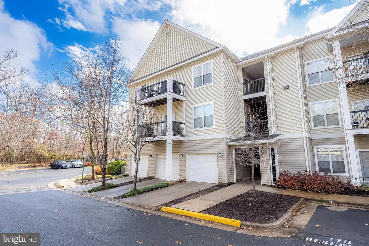 13329 Connor Dr #b, Centreville, VA 20120 - Image #1