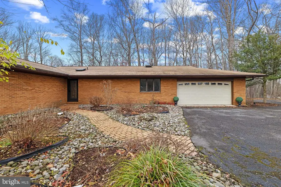 2026 Hunter Mill Rd, Vienna, VA 22181 - Image #3
