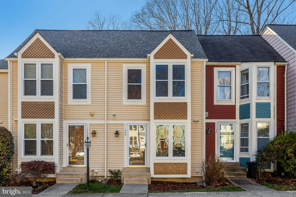 11200 Silentwood Ln, Reston, VA 20191 - Image #1