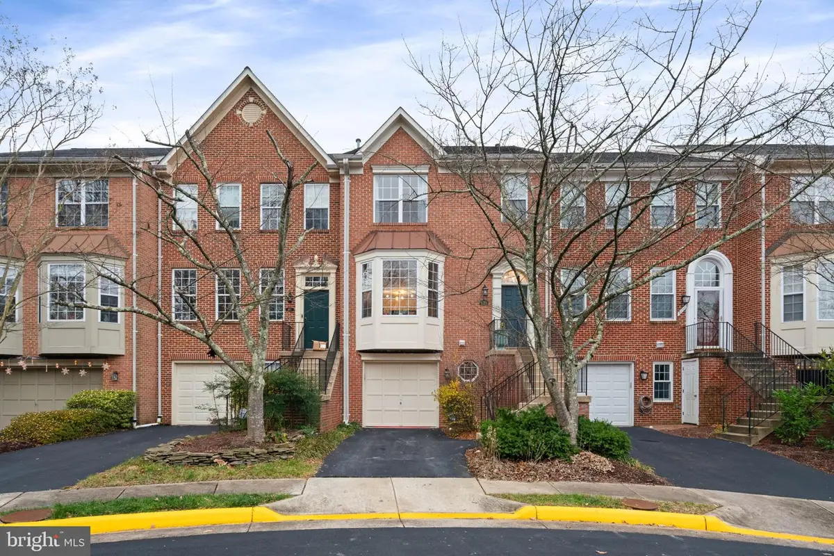 6169 Windham Hill Run, Alexandria, VA 22315 - Image #1