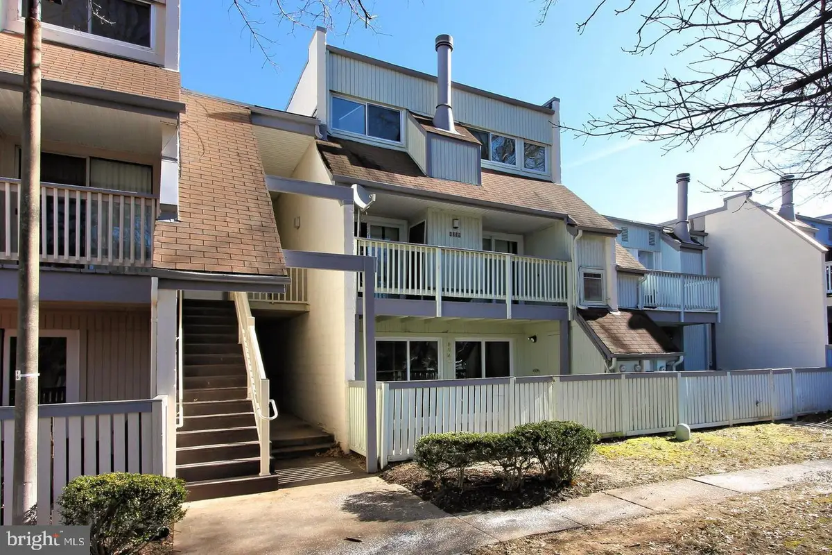 8041 Pantano Pl #21, Alexandria, VA 22309 - Image #1