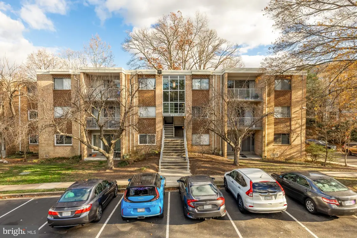 2911 Charing Cross Rd #16, Falls Church, VA 22042 - Image #1