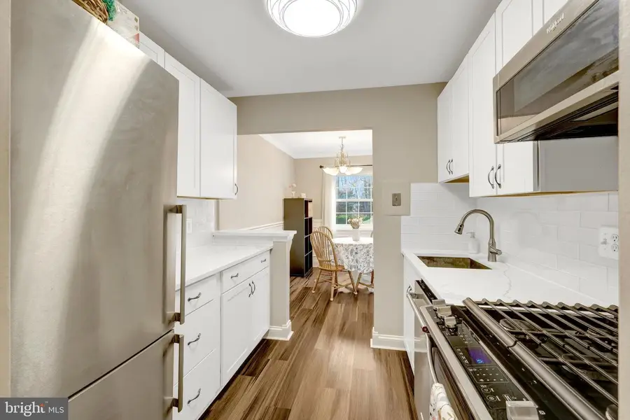 1931 Wilson Ln #201, McLean, VA 22102 - Image #2