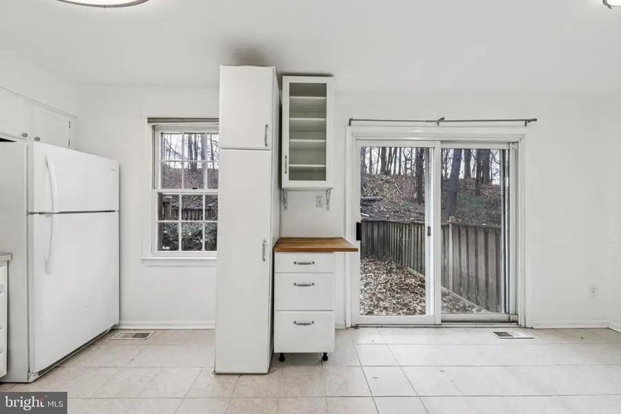 5037 Head Ct, Fairfax, VA 22032 - Image #2