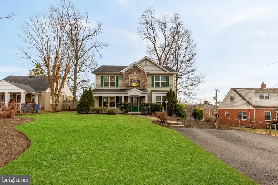 7221 Tyler Ave, Falls Church, VA 22042 - Image #2