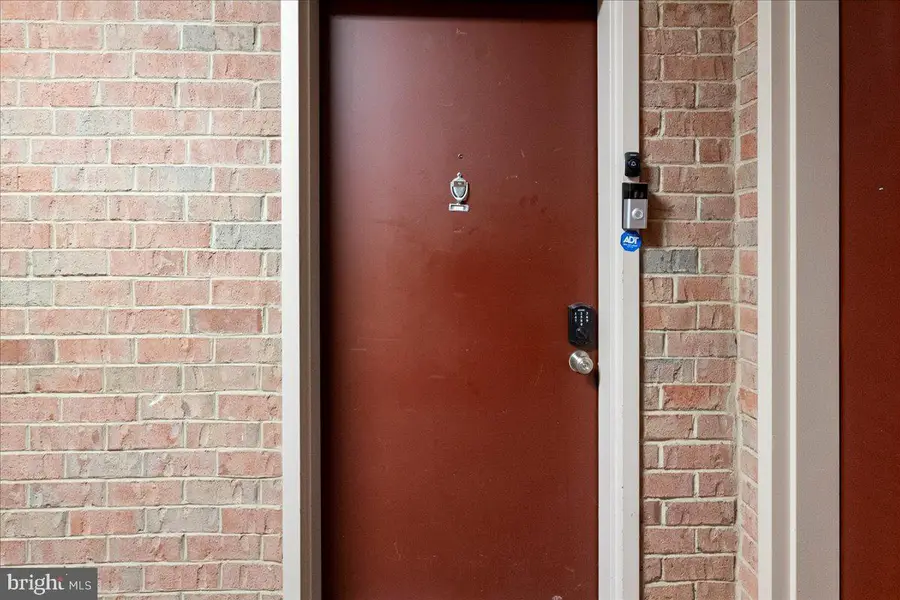 14903 Rydell Rd #104, Centreville, VA 20121 - Image #3