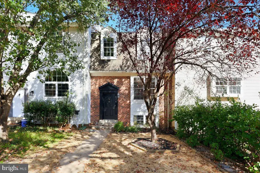 5714 Mason Bluff Dr, Burke, VA 22015 - Image #2