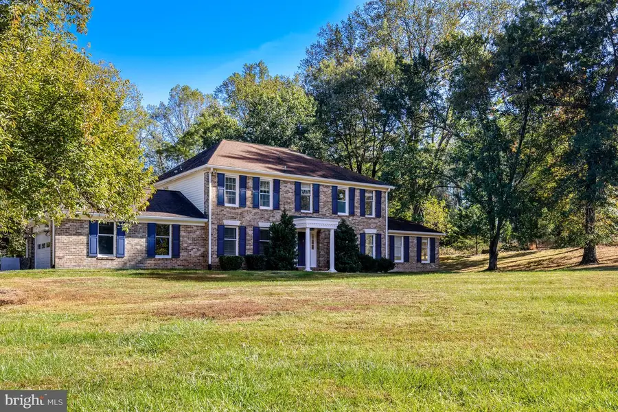 355 Springvale Rd, Great Falls, VA 22066 - Image #3