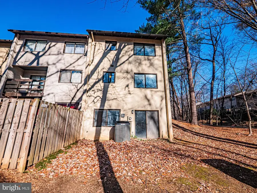 11879 Barrel Cooper Ct, Reston, VA 20191 - Image #3