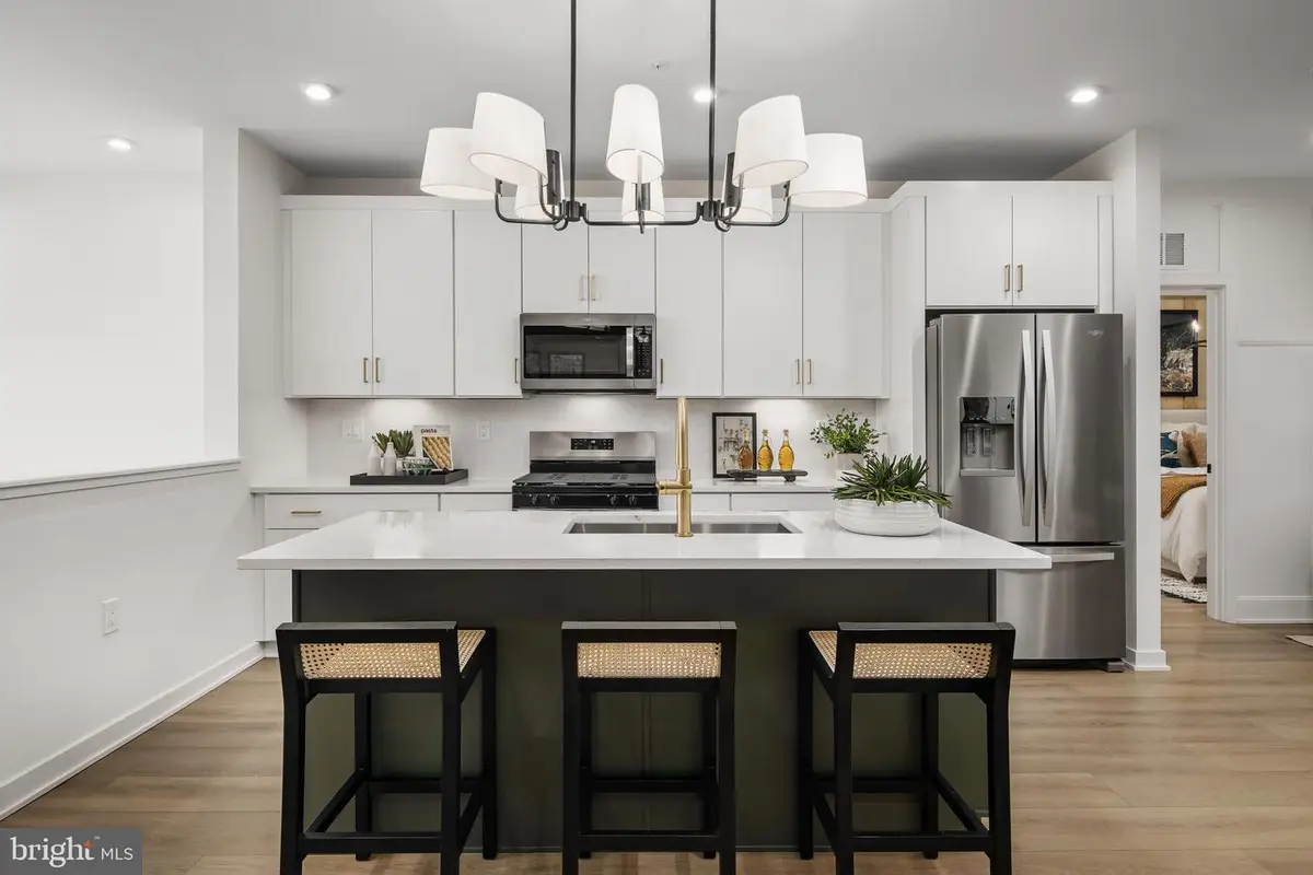 4753 Sully Point Ln, Chantilly, VA 20151 - Image #1