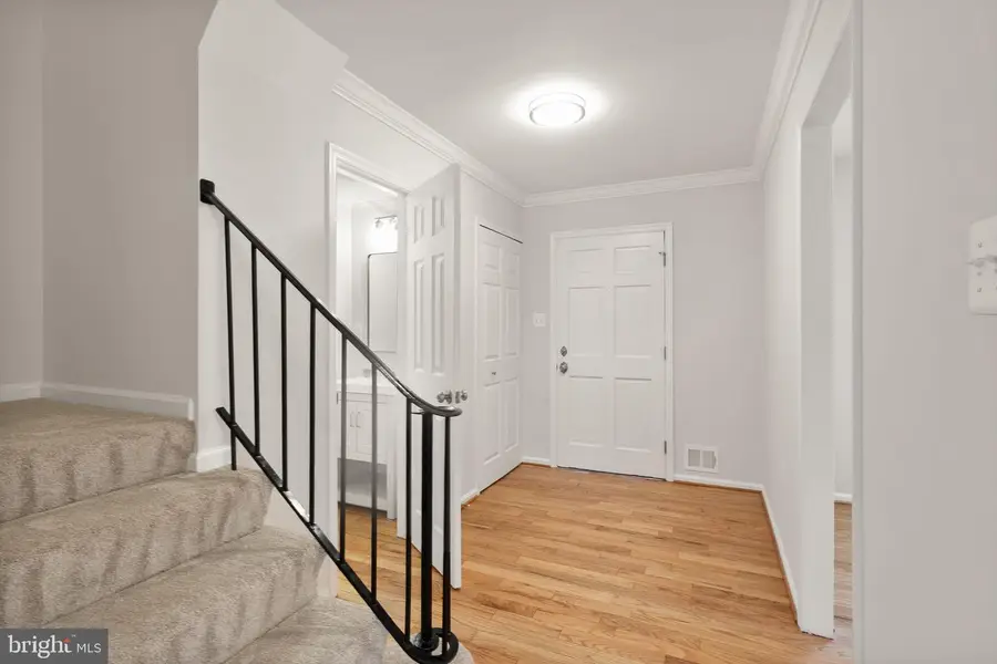 9225 Sand Creek Ct, Burke, VA 22015 - #3