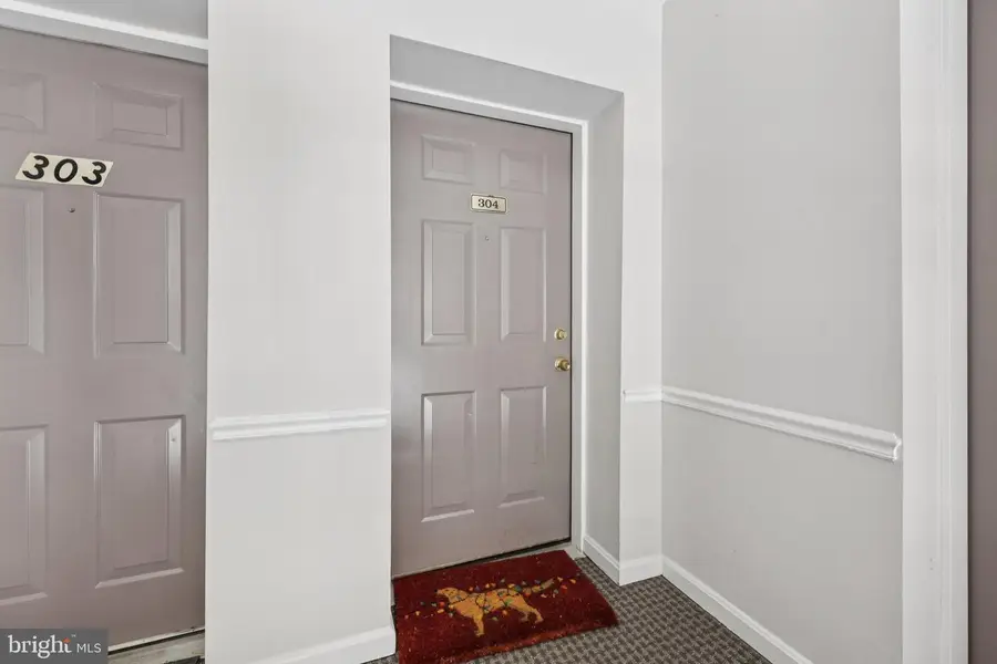 4116 Monument Ct #304k, Fair Oaks, VA 22033 - Image #2