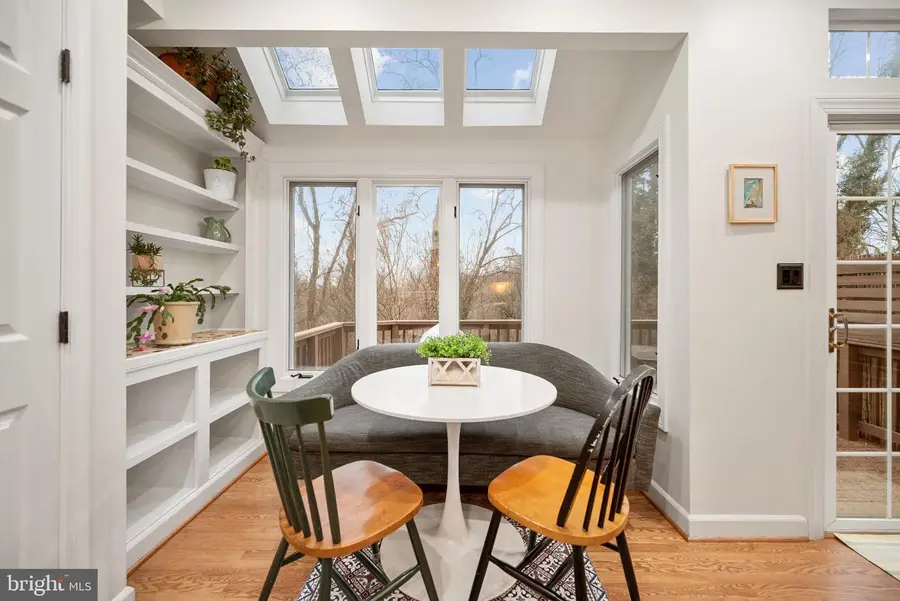 3721 Huntley Meadows Ln, Alexandria, VA 22306 - Image #3