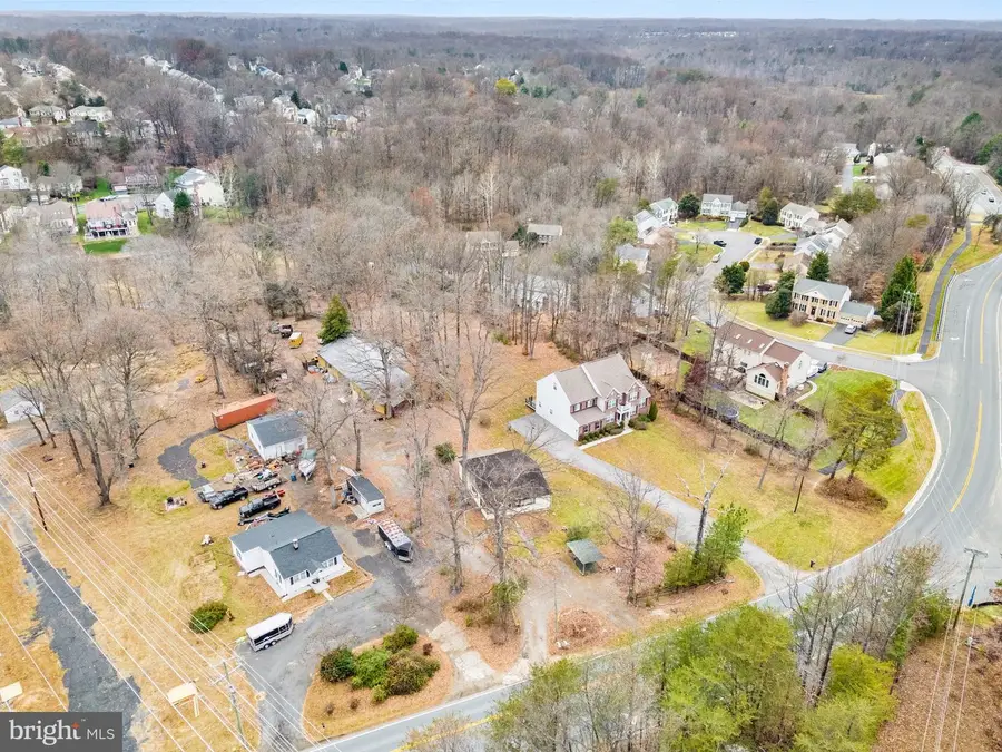 8906 Hooes Rd, Lorton, VA 22079 - Image #3