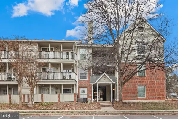 3916 Penderview Dr #427, FAIRFAX, VA 22033
