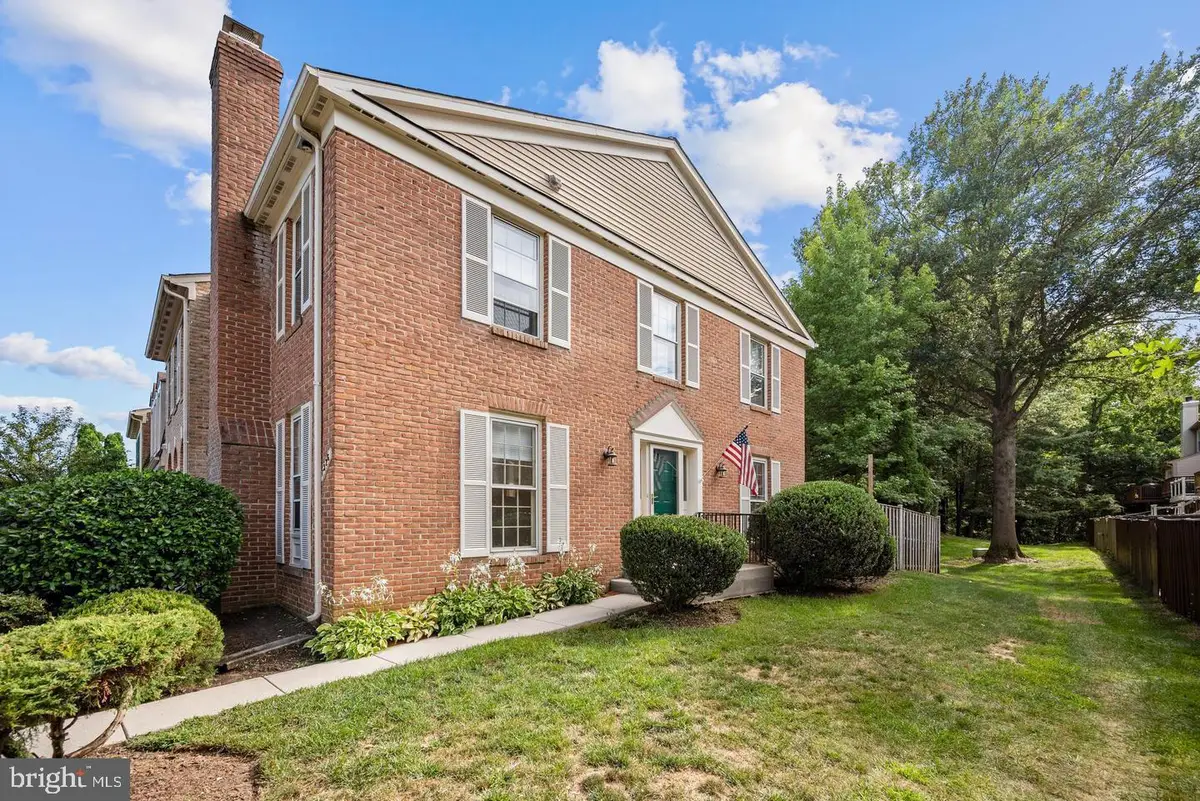 7526 Oldham Way, Alexandria, VA 22315 - Image #1