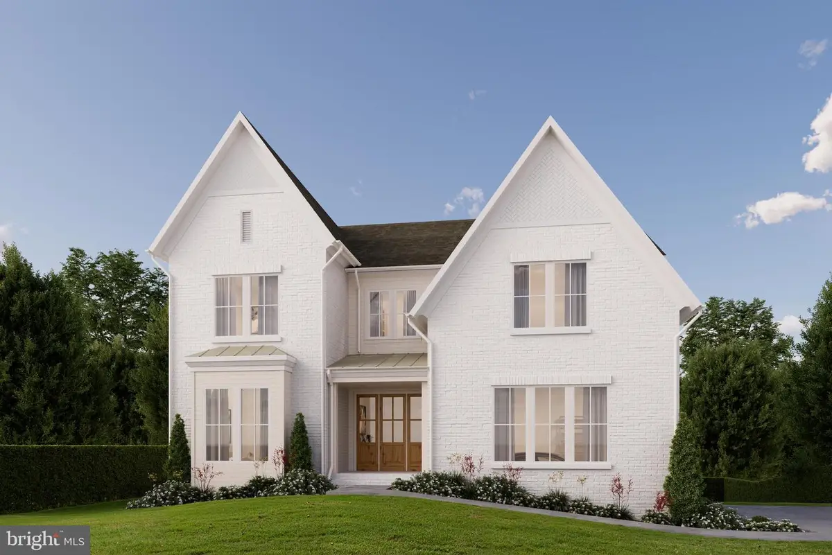 6523 Old Chesterbrook Rd, McLean, VA 22101 - Image #1