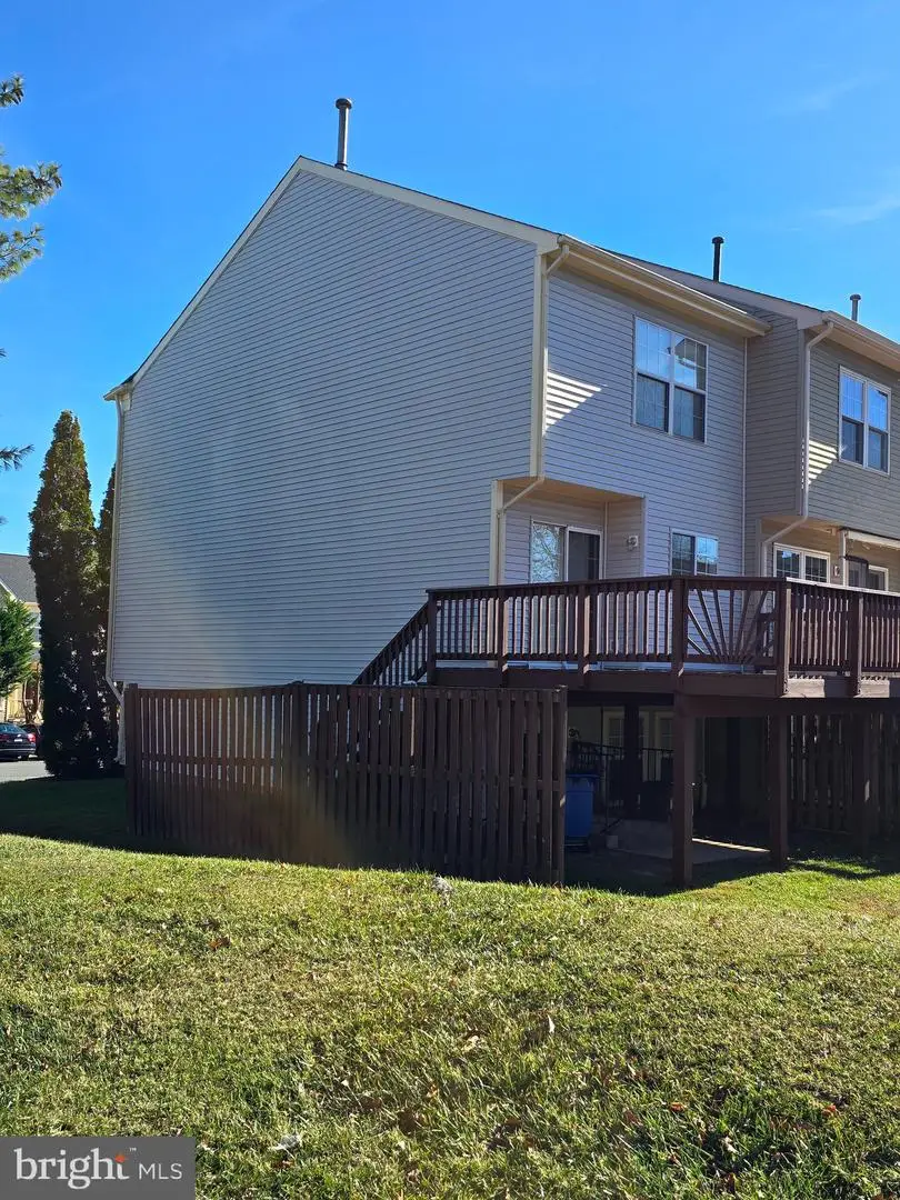 14100 Autumn Cir, Centreville, VA 20121 - Image #2