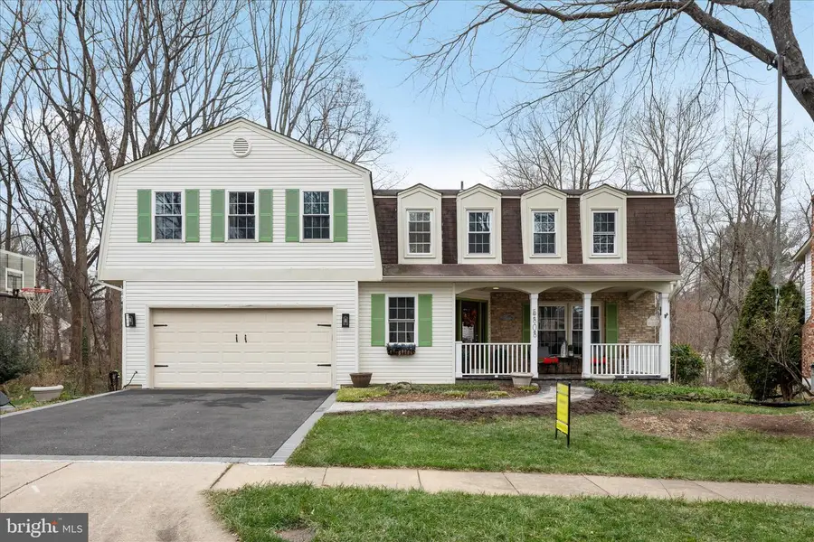 5808 Wood Laurel Ct, Burke, VA 22015 - Image #3