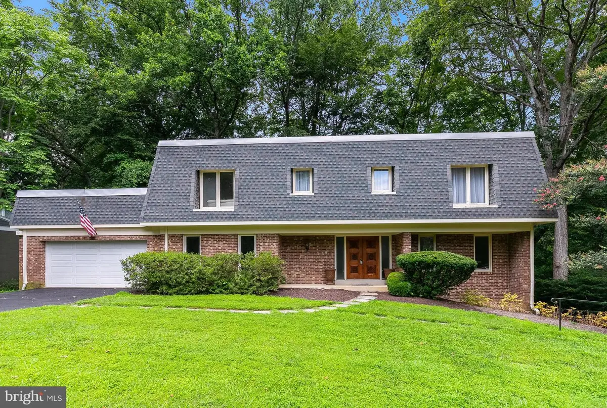 4054 41st St, McLean, VA 22101 - #1