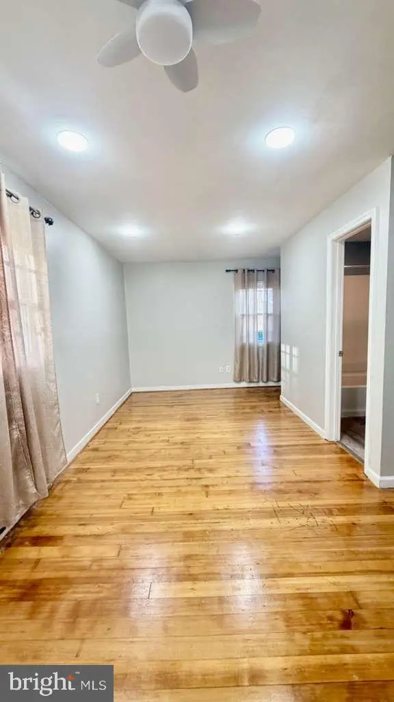 3007 Elmwood Dr, Alexandria, VA 22303 - Image #3