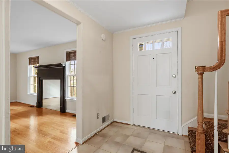 4302 Adrienne Dr, Alexandria, VA 22309 - Image #3