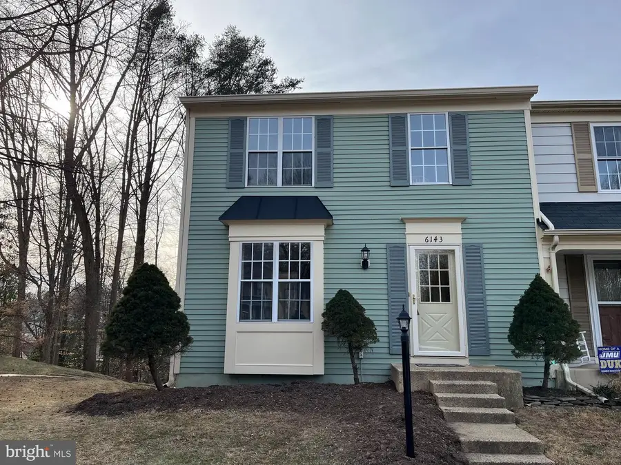 6143 Martins Landing Ct, Burke, VA 22015 - Image #2