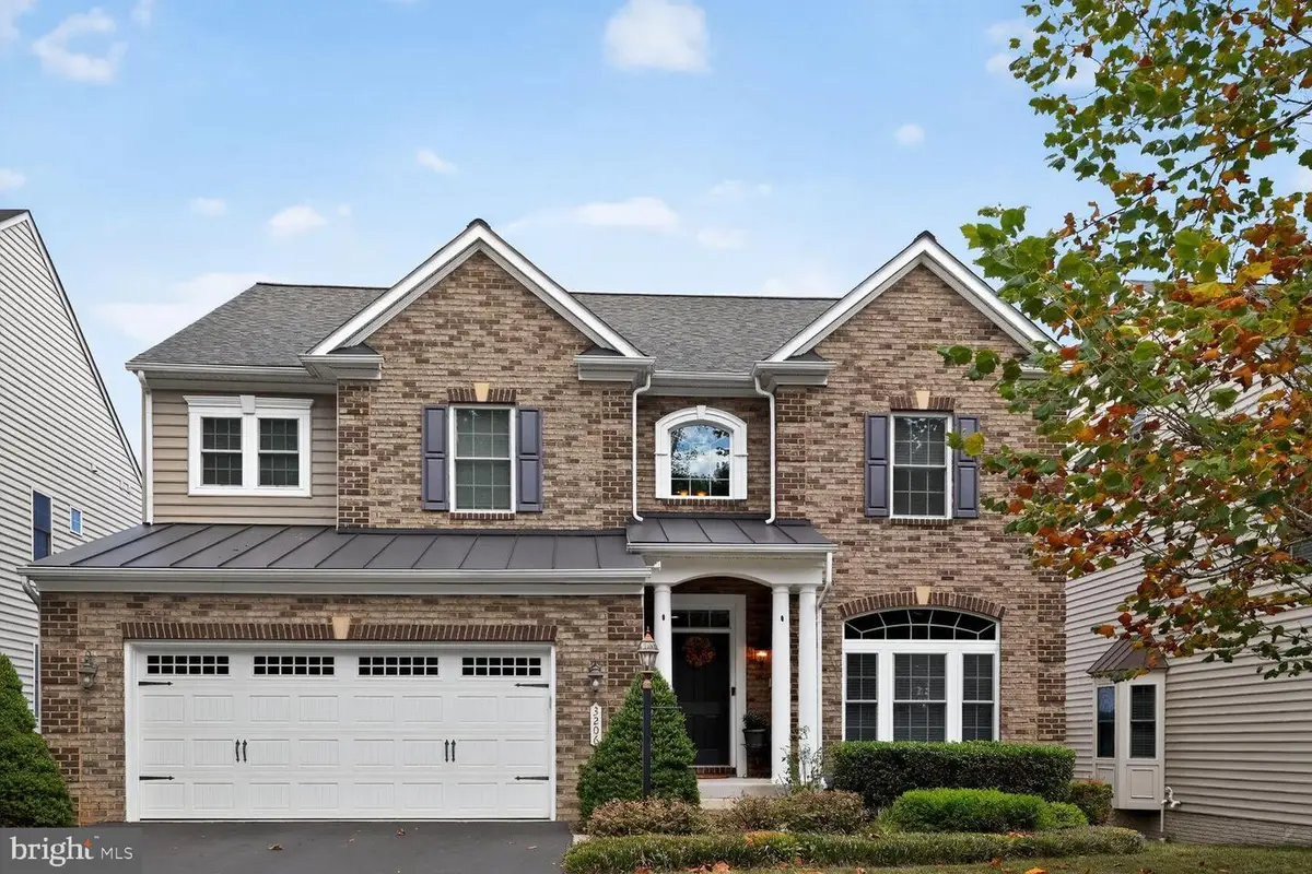 3206 Hatcher St, Alexandria, VA 22303 - Image #1