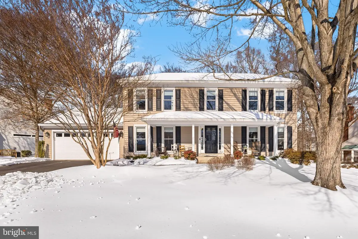 9616 Oakington Dr, Fairfax Station, VA 22039 - Image #1