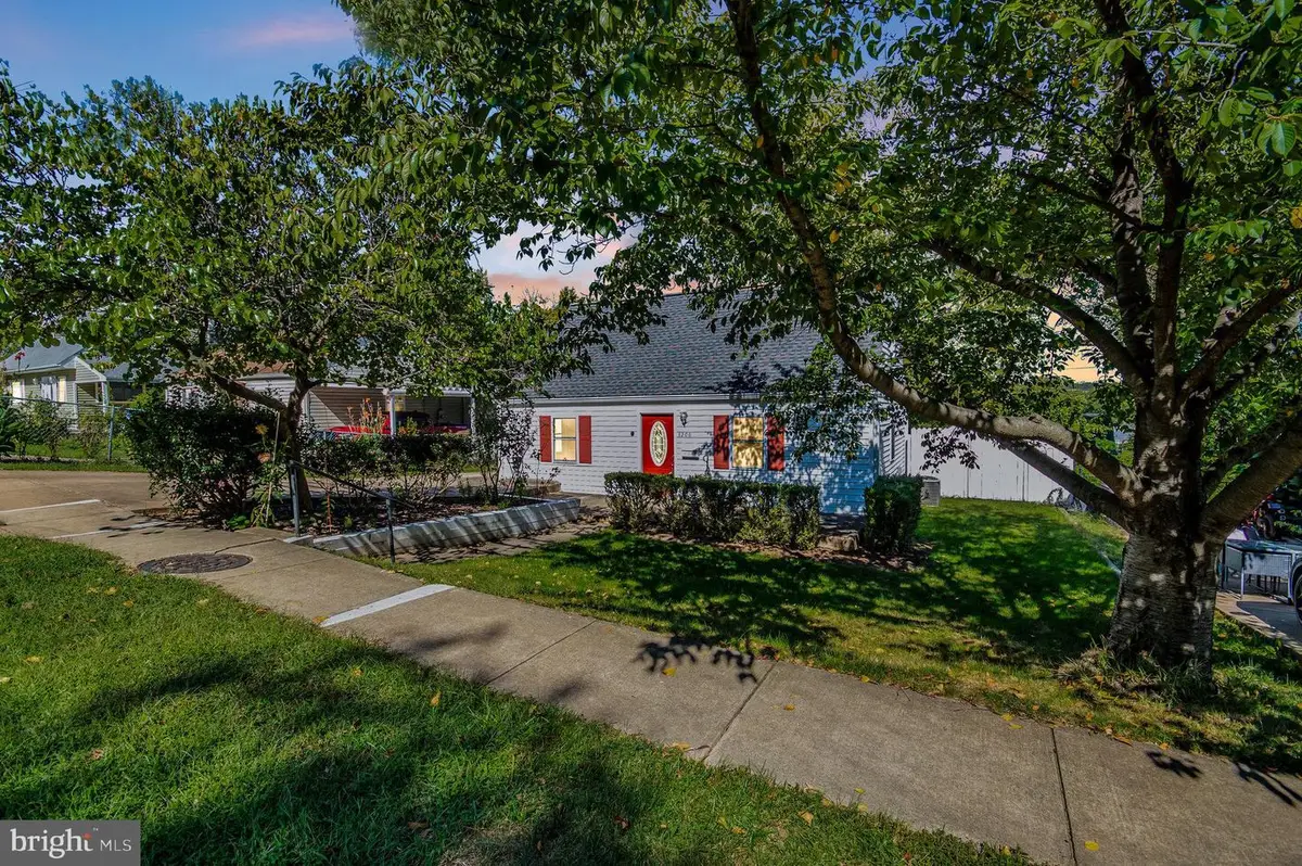 3206 Burgundy Rd, Alexandria, VA 22303 - Image #1