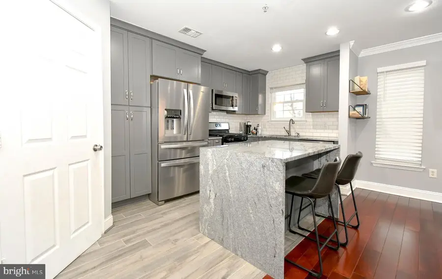 12901 Fair Briar Ln, Fair Lakes, VA 22033 - Image #2