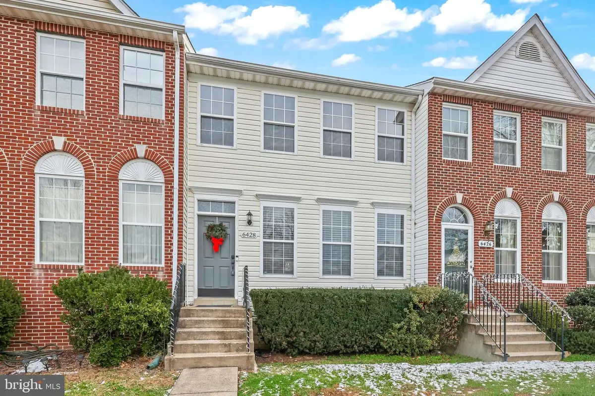 6428 Warren Point Ct, Alexandria, VA 22315 - Image #1