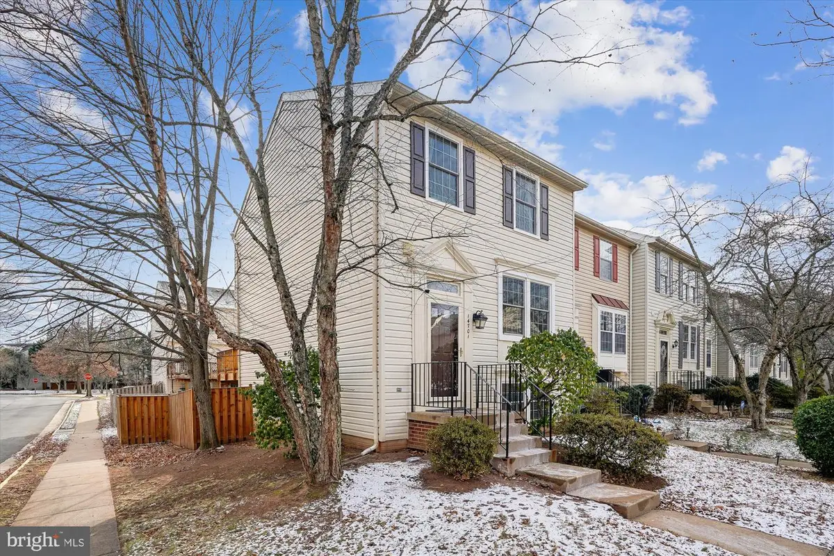 14701 Winterfield Ct, Centreville, VA 20120 - Image #1