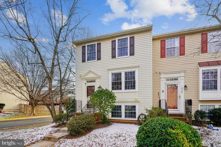 14701 Winterfield Ct, Centreville, VA 20120 - Image #3